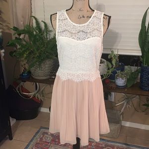 Forever 21 Contemporary dress size medium